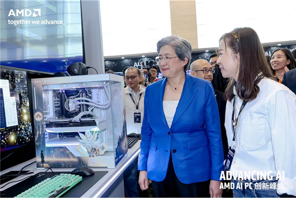 AMD AIPC峰会：攀升科技白泽AIPC亮相 展现创新成果(图4)