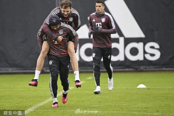 GaYGAYS免费自慰浪小辉重要人物的声音能否表达群众的