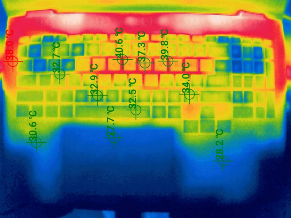 被“静”艳了！AI高静游戏本雷神ZERO 16 Pro深度评测(图11)