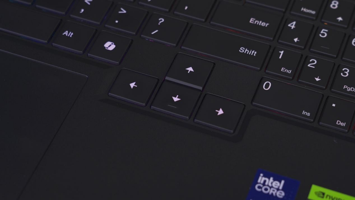 被“静”艳了！AI高静游戏本雷神ZERO 16 Pro深度评测(图37)