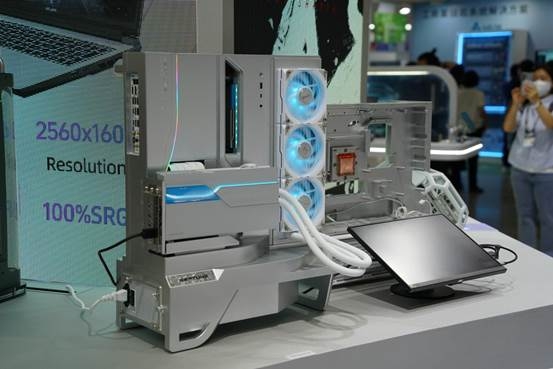 九游app：直击COMPUTEX 2025！台北展七彩虹AI全场景赋能革新生态(图5)