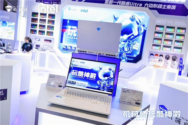 雷神科技登陆BilibiliWorld 2025AI加持释放高能电竞力(图3)