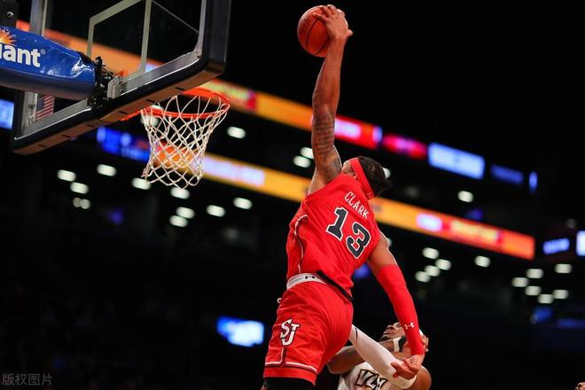 篮球（NBA）：球星经济的量子坍缩全球体育文化的拓扑跃迁(图2)