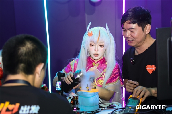 技嘉2025发布会：“从心出发 我们的主张”迈向AI新纪元(图4)