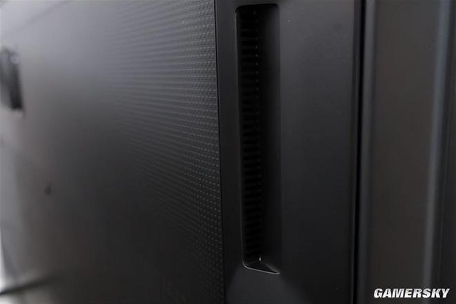 海信E7Q真机首测：画质太强了 AI 画质芯片让电视首次有“器灵”(图21)