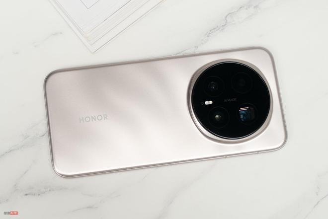 荣耀Magic8 Pro评测：AI赋能全场景智能重构日常(图16)