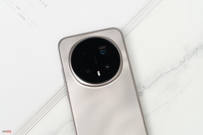 荣耀Magic8 Pro评测：AI赋能全场景智能重构日常(图6)