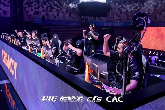 九游app：AGON爱攻高层采访：向上卷直到成为玩家信赖的伙伴(图1)