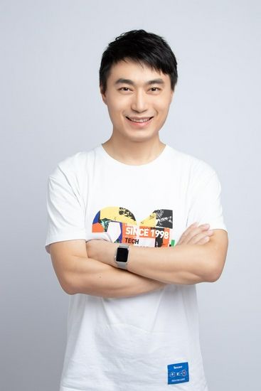 九游app：独家丨原生AI游戏《遥远行星：建造师》将于2025Q4上线试玩版制作人系原腾讯极光计划发行制作人(图1)