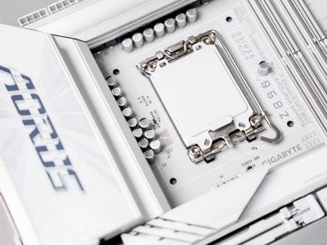 性能与颜值双高组合：技嘉Z890电竞冰雕+酷睿Ultra 9 285K体验(图32)