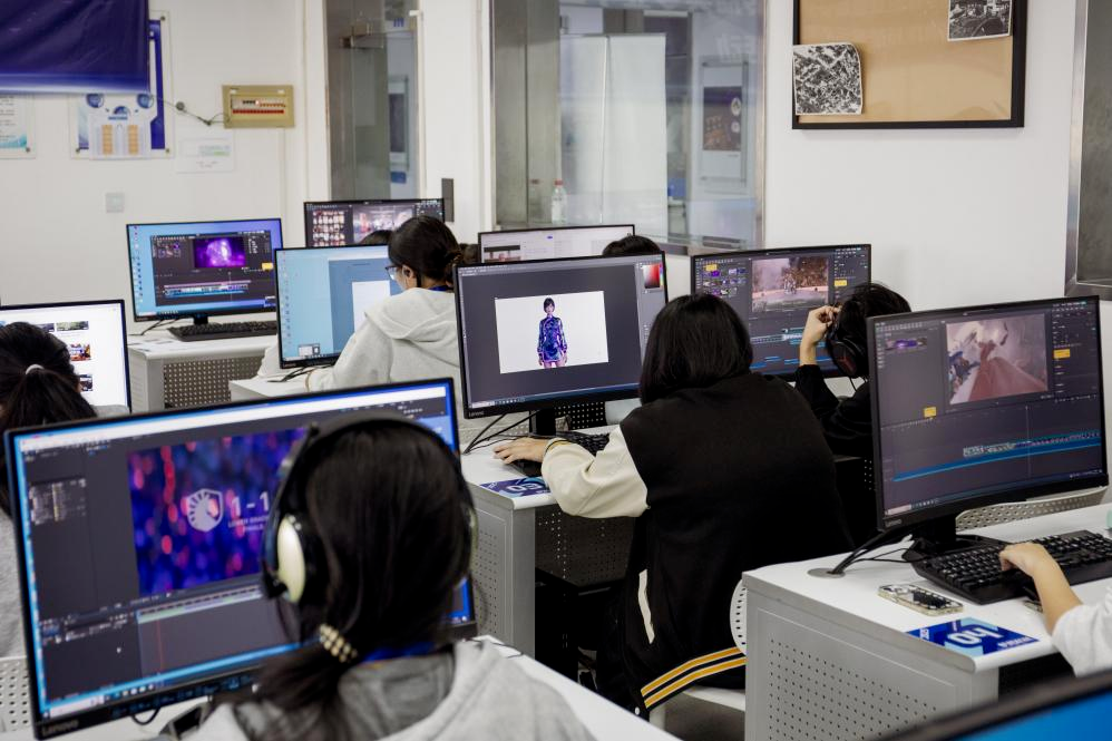 比心APP受邀“2025梦想起航校园电竞职业技能大赛”评审产教融合助力电竞人才培养(图1)