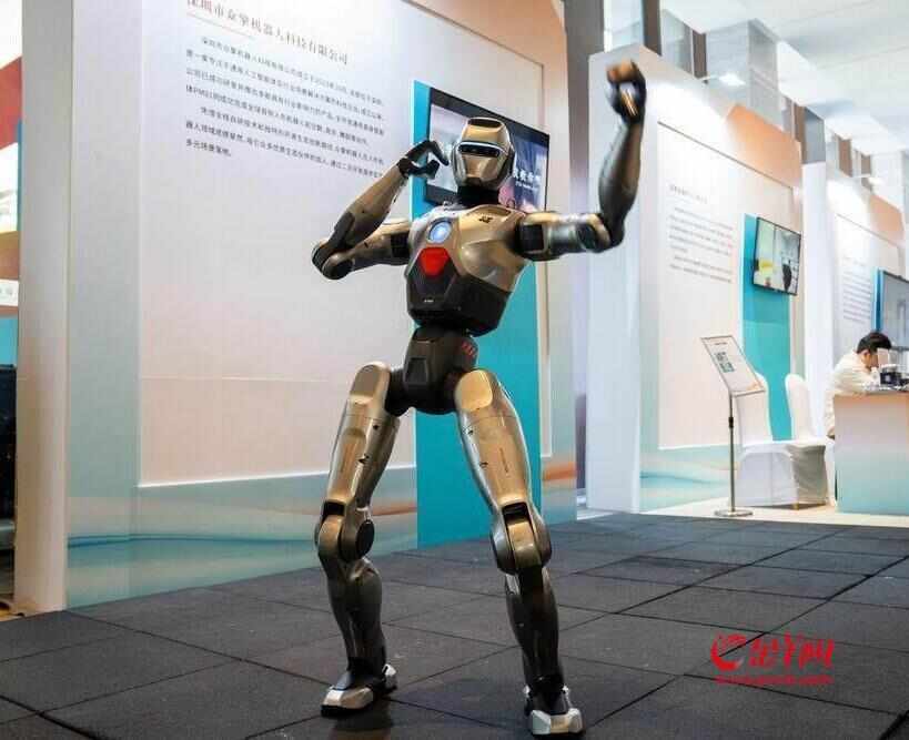 九游app：从文投会读懂新风口：文化产业发力 “AI+”硬科技成“香饽饽”(图2)