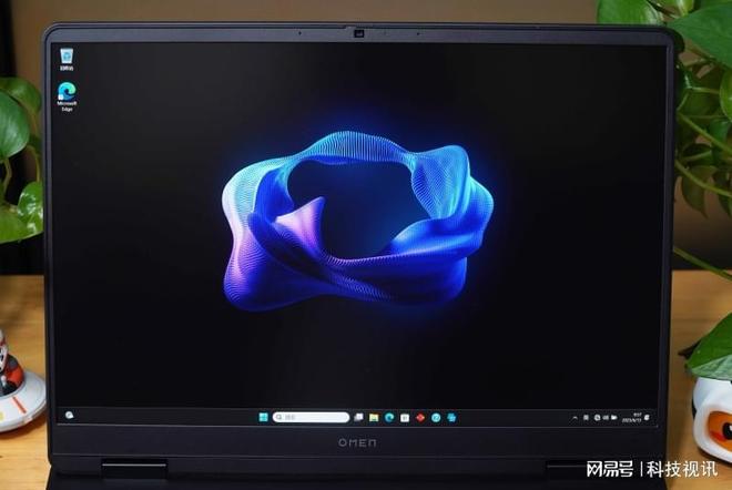 九游app：引领革新 OMEN暗影精灵11获年度电竞首选游戏本奖(图3)