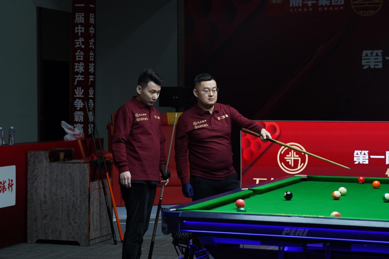 九游娱乐：草根与职业同台中国霸州首届中式台球产业争霸赛燃情开打(图5)