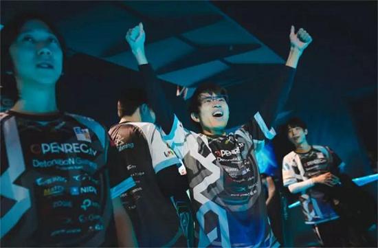 一诺千斤：电竞跨界联动引发的全网狂欢与深思(图1)