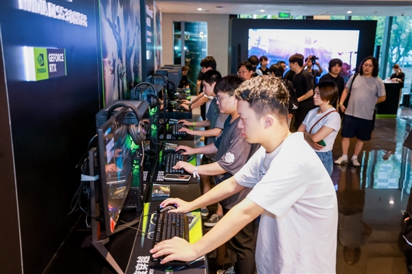 AI+健康双核赋能千帧视界领航！EVNIA弈威揭秘电竞显示新未来(图1)