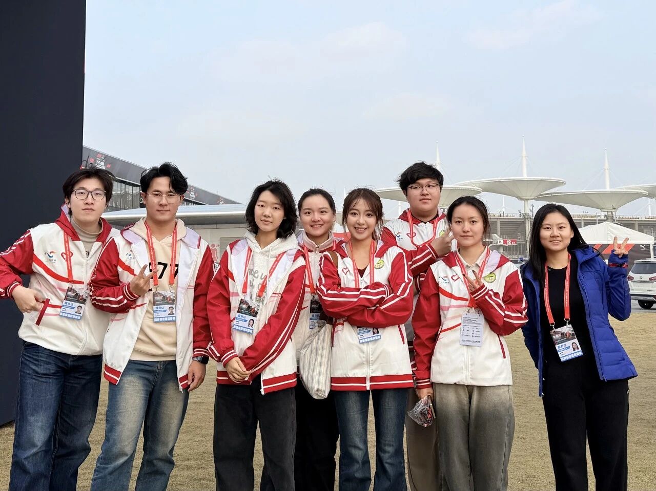 同济53名“小青凝”志愿者为2026 F1上海站保驾护航(图2)