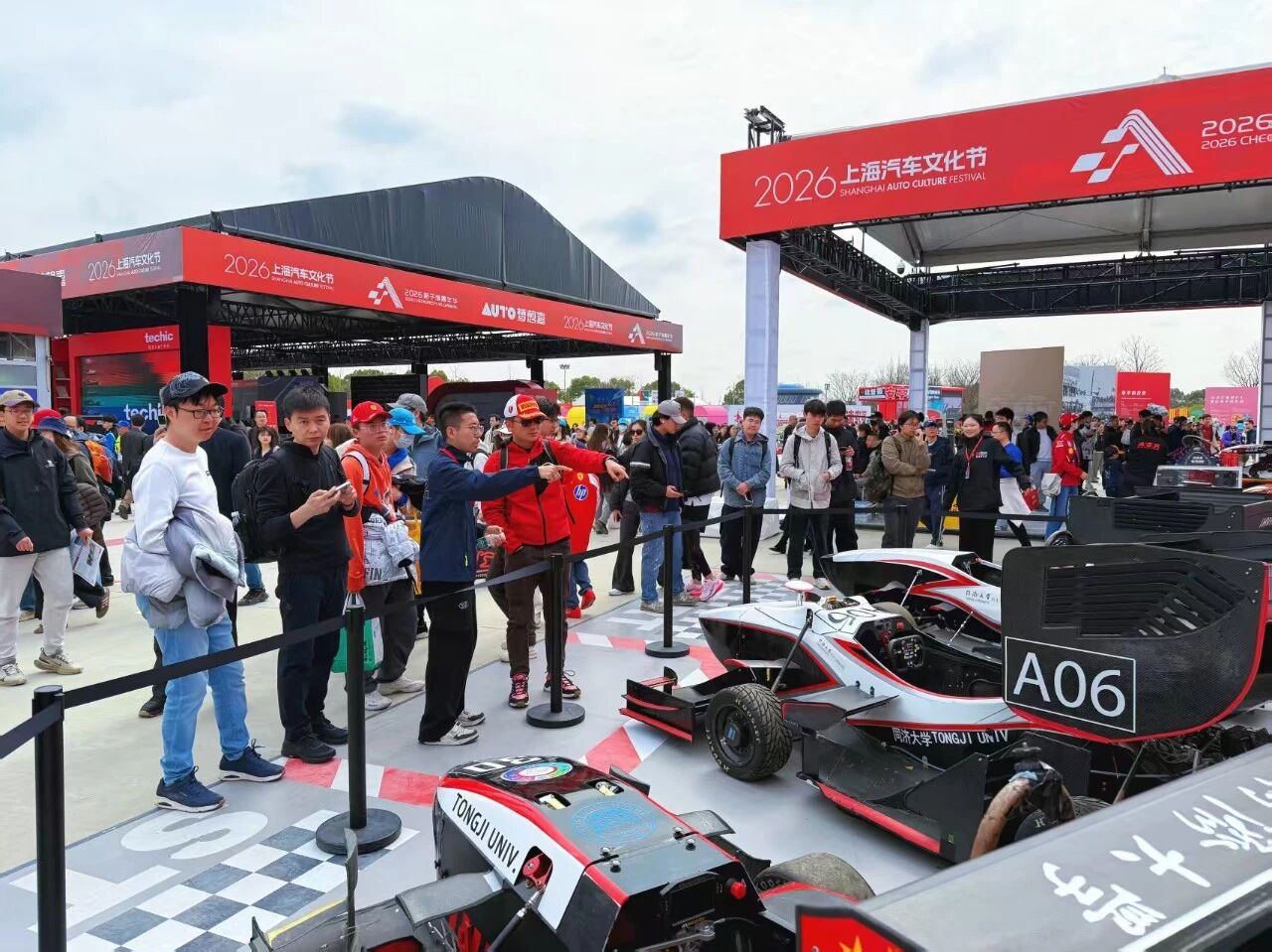 同济53名“小青凝”志愿者为2026 F1上海站保驾护航(图10)