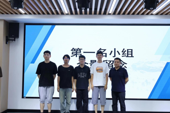 九游娱乐：湖大联手北航：从“玩”到“创”游戏开发实践特色课点燃青少年科创梦(图5)